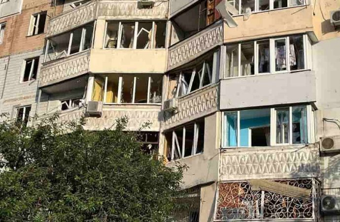 Как выглядят квартиры одесситов после ночной атаки «шахедами» (фоторепортаж)