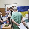 Зеленский, во время визита в Одессу 31 мая, посетил и наградил военных в госпитале (видео)