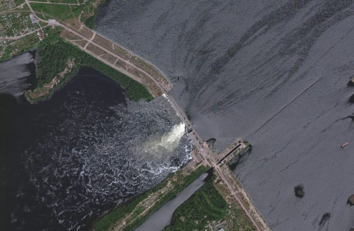Пострадавшим от подрыва дамбы Каховской ГЭС правительство выделило средства на компенсации