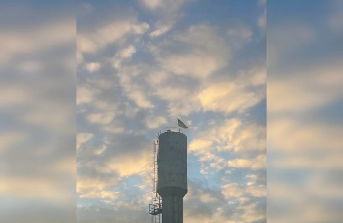 11 нобря украинский флаг вернулся в Херсон