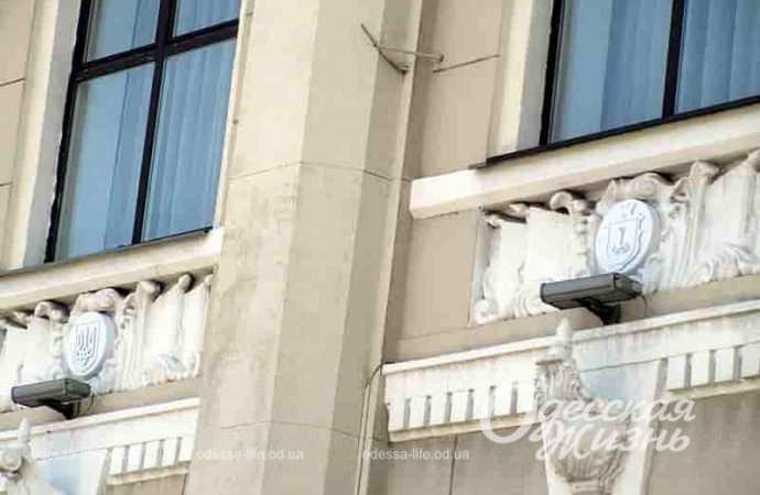 Замена символики на вокзале Одессы