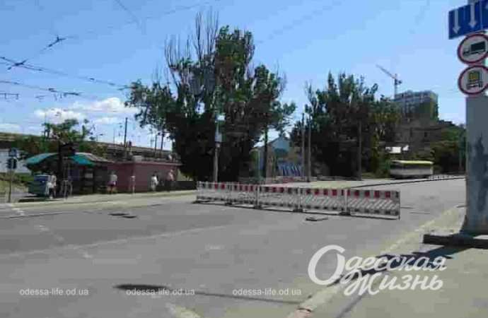 Одесский спуск Маринеско, июль 2023 г.