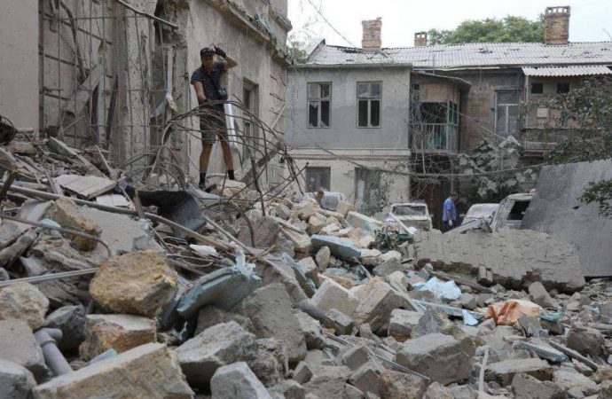 Исторический центр Одессы после обстрела7