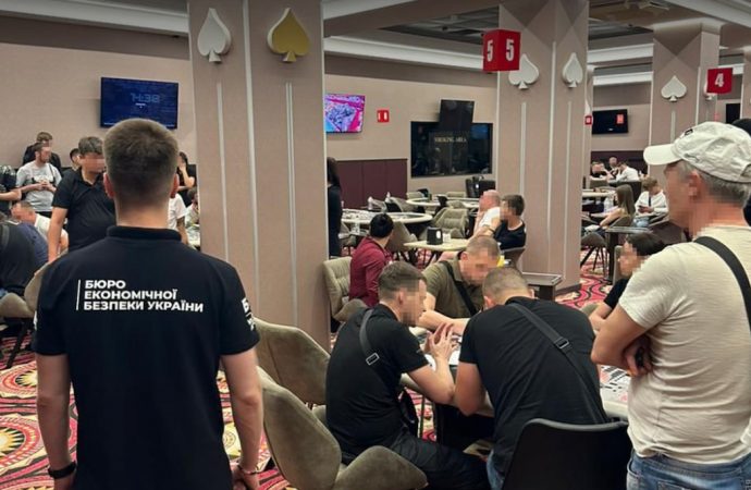 В Одессе и столице разоблачили сеть подпольных покер-клубов