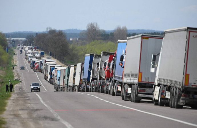 В Одесской области выявили схему перевозки «уклонистов» за границу в грузовиках