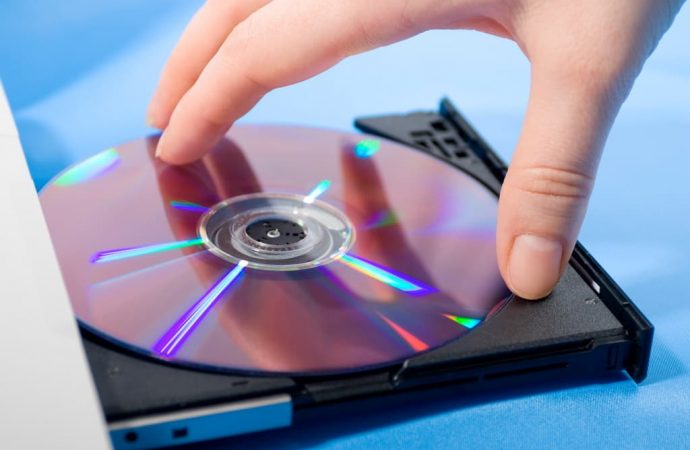 Де в Одесі можна переписати фільм на DVD?