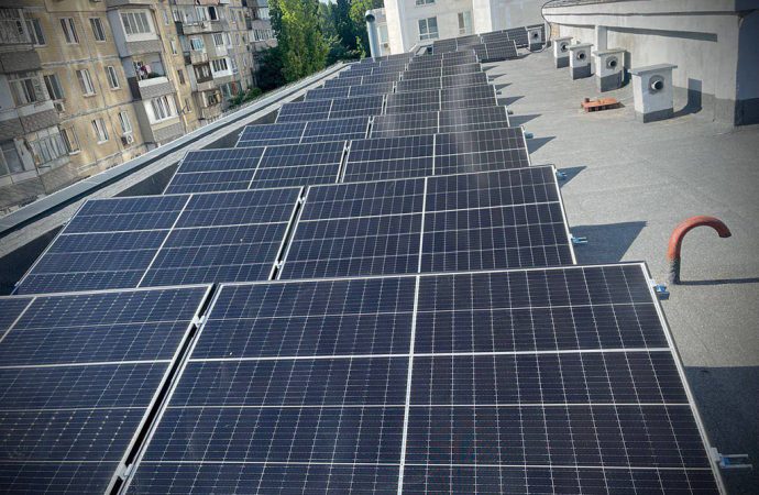 Одесская поликлиника имеет собственную солнечную электростанцию