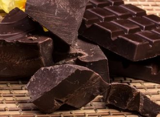 Попробуйте необычный шоколад: с табаком, сеном, васаби и даже с беконом