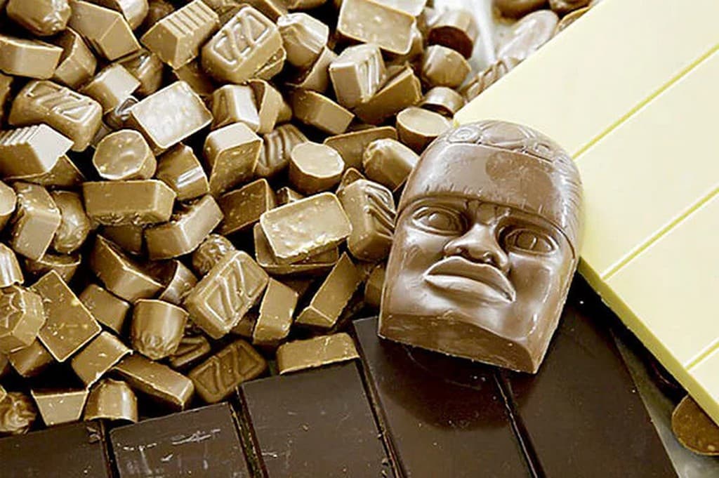 Сколько лет шоколадке. Мексика Родина шоколада. Первый шоколад в мире. Мексиканский шоколад. Возникновение шоколада.