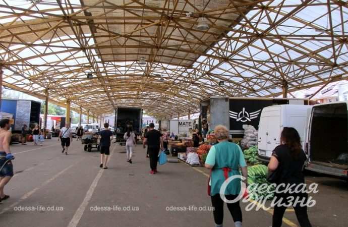 На Привозе, покупатели