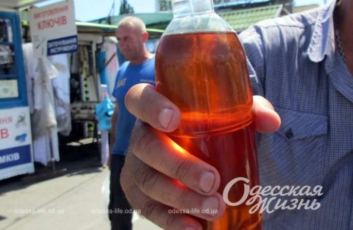 На Привозе, продавец