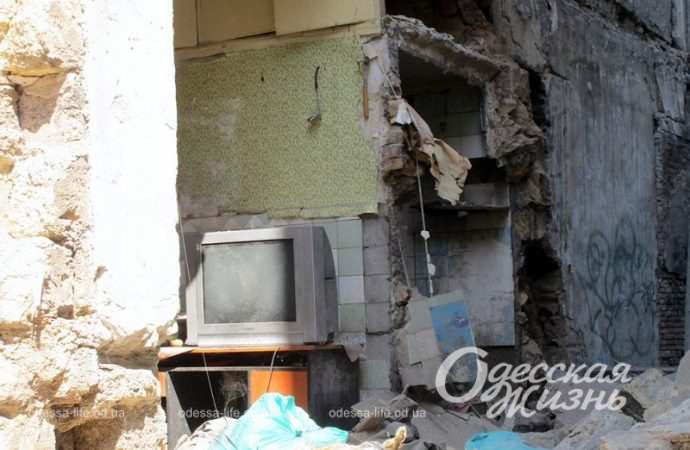 Обвал на Базарной, телевизор