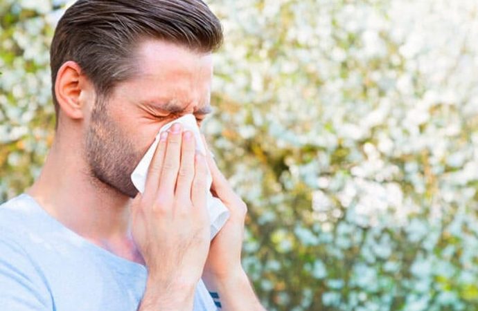 Аллергический насморк: основные симптомы и способы лечения