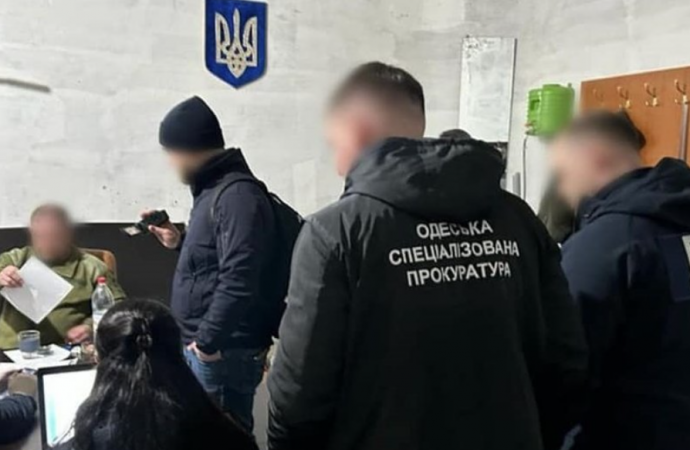 Офіцера військової частини в Одесі затримали на хабарі в 100 тис. гривень: деталі