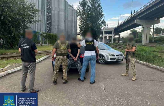 В Одессе военнослужащий пытался продать наркотик пограничникам