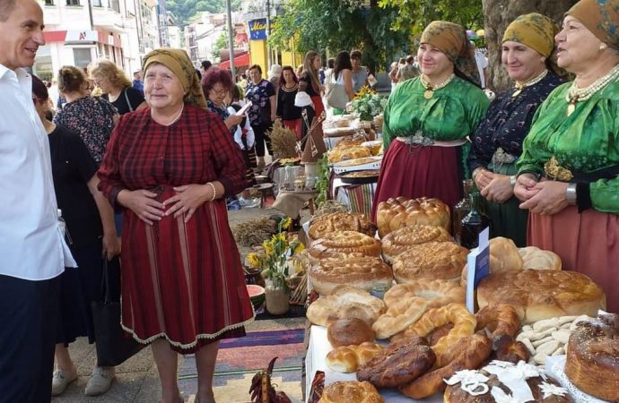 Хлеб из Украины стал частью болгарского праздника