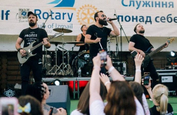 Деньги на пять дронов собрали на благотворительных концертах в Придунавье