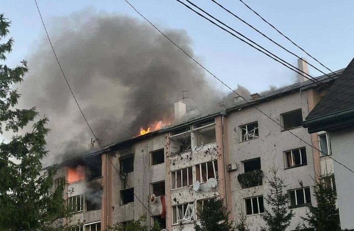 У ніч проти 15 серпня потужну ракетну атаку пережив Львів: подробиці (фото) (ОНОВЛЕНО)