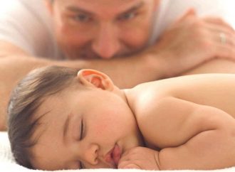 Как установить факт отцовства после смерти родителя и на что может претендовать ребенок