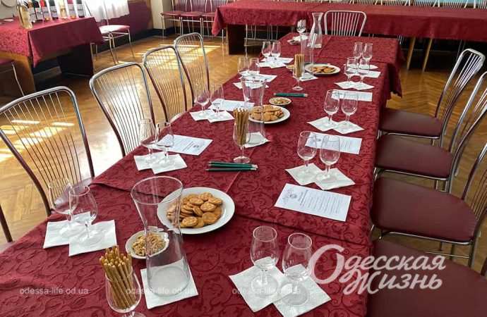 Зала для дегустації