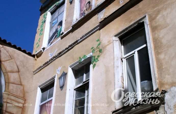 Одесский "дом-сквозняк", окна