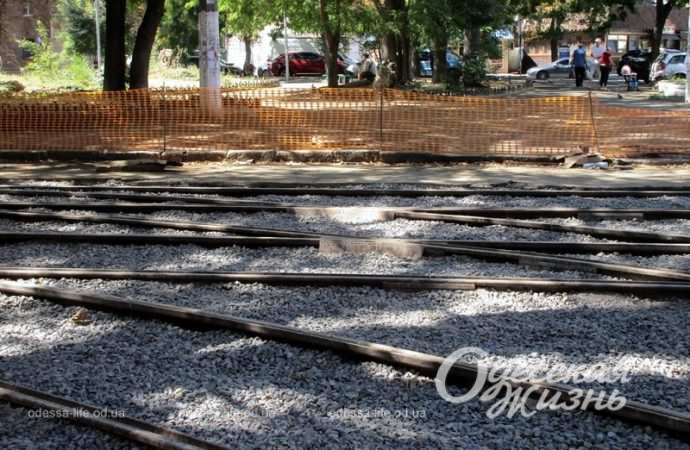 Ремонтные работы, трамвайные рельсы
