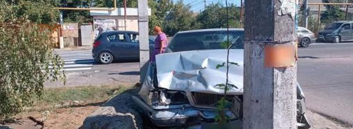 Под Одессой столкнулись Lexus и Volvo: пострадали трое маленьких детей