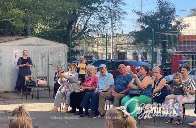 День двора. Сущенко