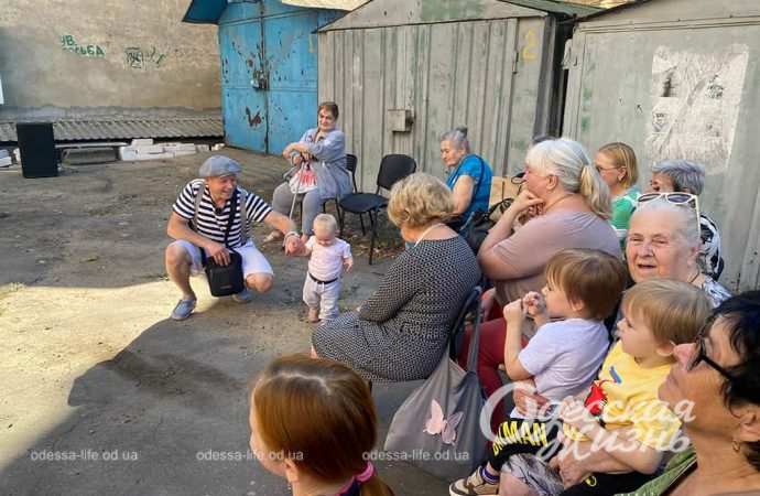 День двора. Сущенко