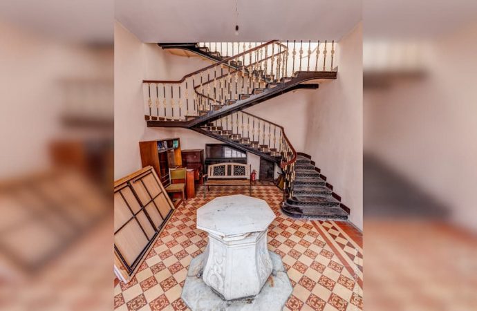 Колодязь Будинок вчених