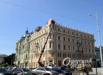 Одесский дом Либмана: реставрационные работы продолжаются? (фотофакт)