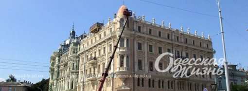 Одесский дом Либмана: реставрационные работы продолжаются? (фотофакт)