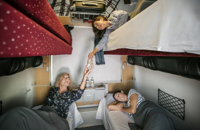 В поезде из Одессы появятся женские купе: когда можно купить билет