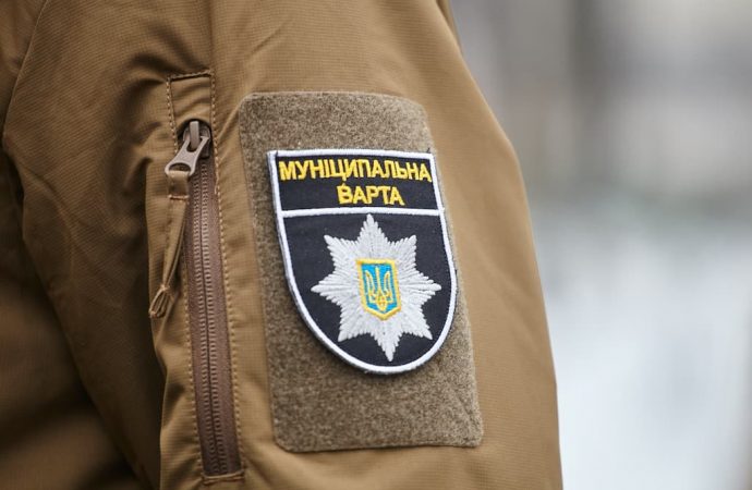 Замість ялинок форма для охоронців: в Одесі оголосили новий тендер