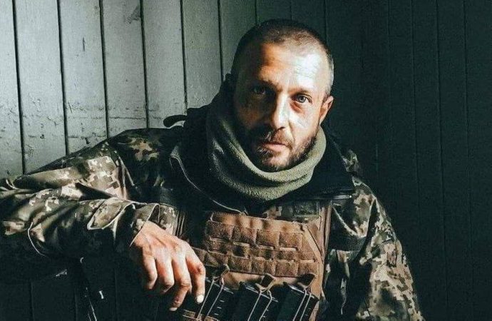 Загиблому морпіху-добровольцю з Одеси просять надати звання “Героя України”