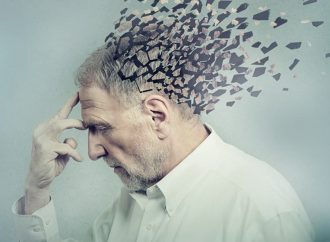 Хвороба Альцгеймера: як попередити та чим допомогти рідним?