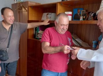 Сдали кровь по 45 раз: двое жителей Рени получили звание «Почетный донор Украины»