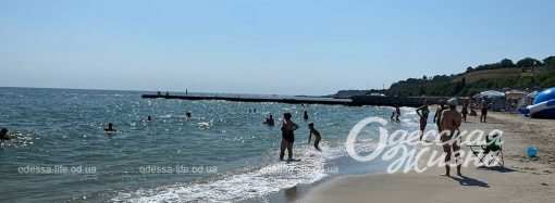 Бархатный сезон на одесских пляжах: прелести отдыха на море в сентябре (фоторепортаж)