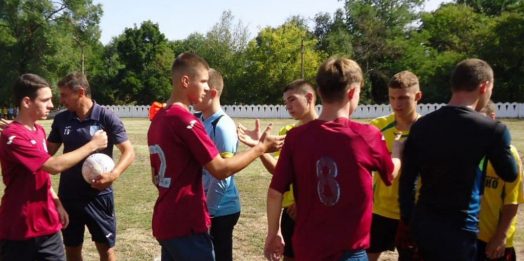 Кубок Дружбы по футболу: как сыграли команды из Тарутино и Сараты