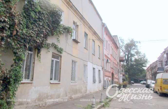 Переулок Ушинского. Котова