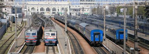 Укрзализныця меняет маршруты поездов: среди них есть одесский