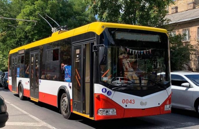 В Одесі курсуватимуть нічний трамвай і тролейбус: коли та де