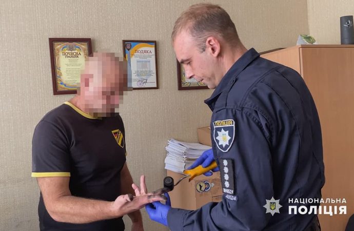В Одессе задержали живодера, зарезавшего собаку: как он объяснил свой поступок (видео)