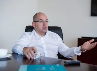 Колишній губернатор Одеської області залишиться під заочним арештом