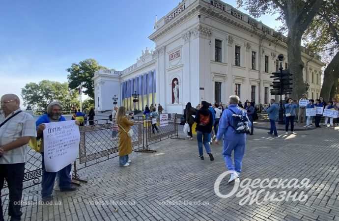 Акция протеста у мэрии, 7 октября 2023-19