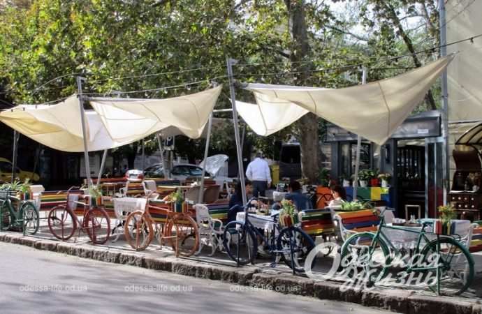 Одесса в октябре, кафе