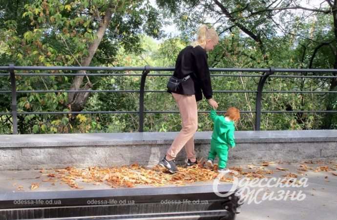 Одесса в октябре, прогулка по бульвару