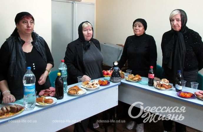 Поминки за загиблими в Грозі. Котова