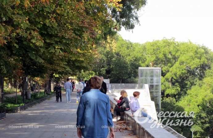 Приморский бульвар, 7 октября 2023-6