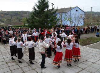 «Стругушор»: как на Ананьевщине проходит фестиваль молдавской культуры